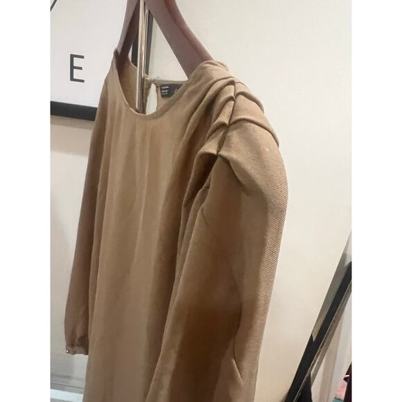 Sheer tan blouse with gold buttons and shoulder detail - Picture 5 of 9